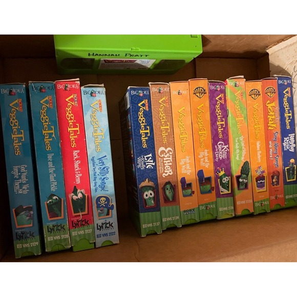 Veggie tales VHS LOT 14 - Picture 2 of 2
